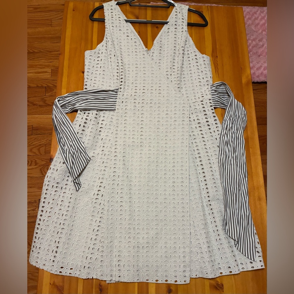Donna Morgan Light Gray Eyelet Midi Dress with Tie Detail with Pockets